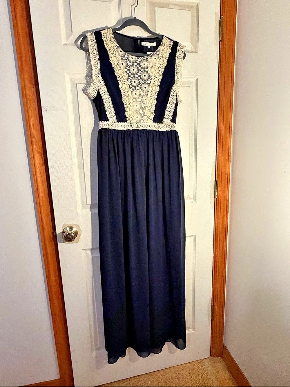Floral Lace Maxi Dress NWT in navy